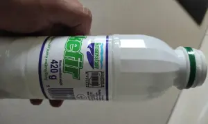 Kefir Krasnystaw 420g, idealny na zdrową przekąskę. Sprawdź jego wartości odżywcze i kcal!