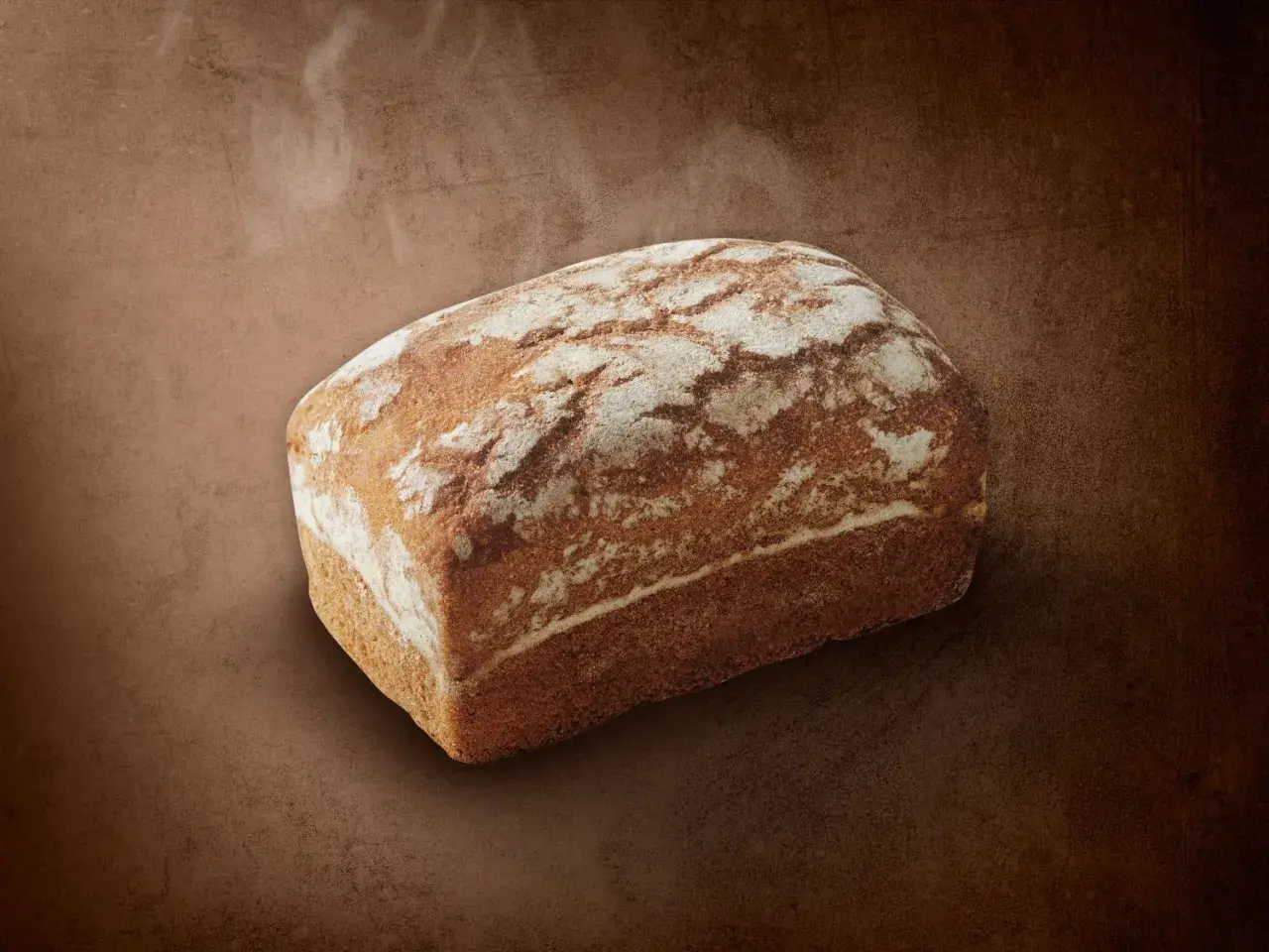 Chleb żytni bez drożdży z Lidla, pachnący i lekko parujący. Idealny na zdrową kanapkę, z niską zawartością kcal.